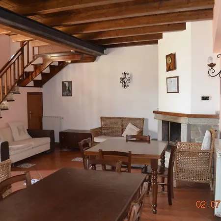 Agriturismo Il Vignale Longi Exterior photo